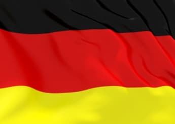    وزير الداخلية الالماني ضد حظر نشاط حزب النازيين الجدد