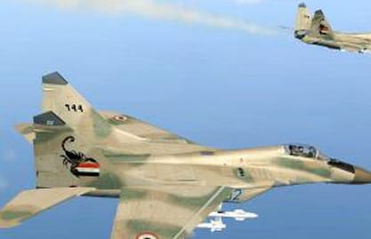 ناشطون: طائرة حربية تستهدف سيارة عبدالرؤوف كريم عضو المجلس العسكري الثوري