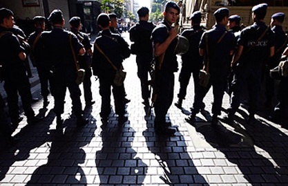 توقيف 53 شخصا لارتكابهم افعالا جرمية