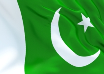 مقتل 8 مسلحين ومدنيين اثنين بقصف شمال غرب باكستان