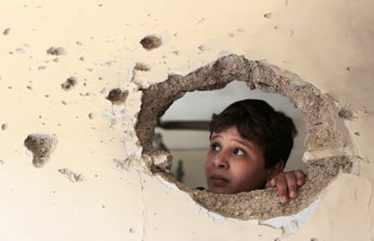 مراسل الـmtv في طرابلس : الامطار المتساقطة واجواء عيد الاضحى  فرضت الهدوء على طرابلس واعادت الحركة الى طبيعتها