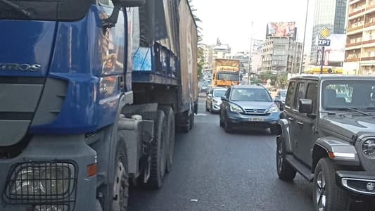 Photo: A truck broke down on the eastern lane of the Jounieh Highway, leading to heavy traffic