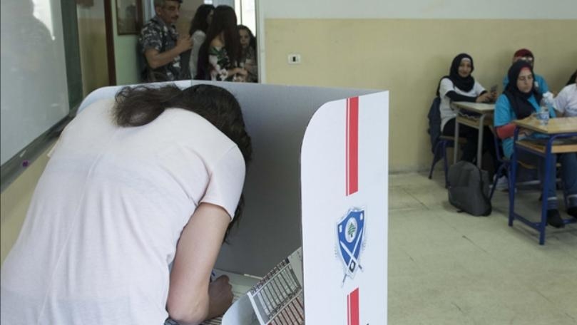 Sorting results of first polling station in Chouf