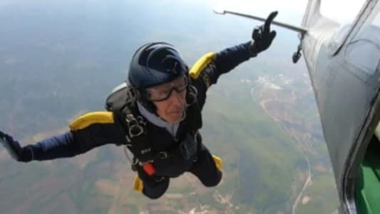 Photos: 88-Year-Old Bosnian Keeps Fit by Skydiving