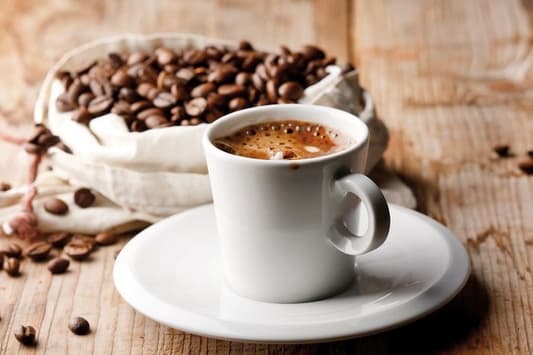International Coffee Day : Reasons Why You Should Treat Your Skin And Hair to a Coffee Date