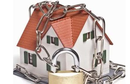 كانا يحلقان فوق منزلهما في فلوريدا فشاهدا عملية السرقة