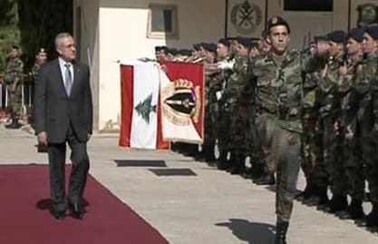 زيارة خاطفة للرئيس سليمان الى الجنوب