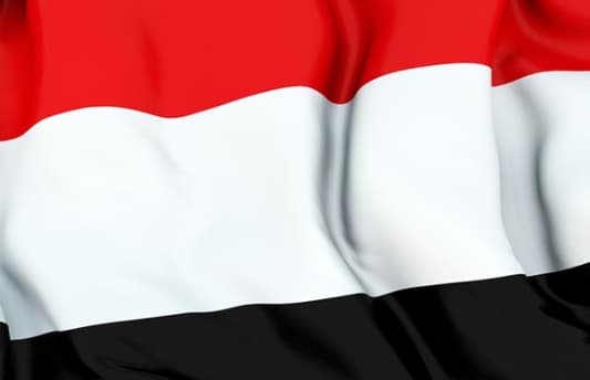 مسلحون يفجرون انبوب النفط في محافظة شبوة جنوب اليمن