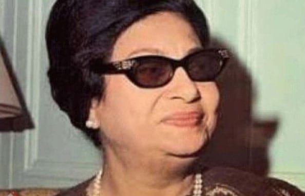 أغرب صورة لأم كلثوم