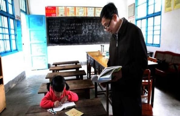 مدرسة بمدرس واحد لطفلة واحدة