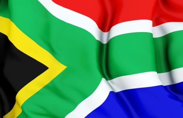 رئيس جنوب افريقيا: حالة مانديلا الصحية خطيرة ولكنها مستقرة