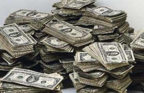 الدولار يهبط لأدنى مستوى في 10 أسابيع امام العملة اليابانية