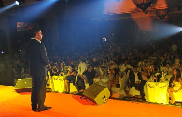 فارس كرم أحيا حفلاً جماهرياً في المغرب