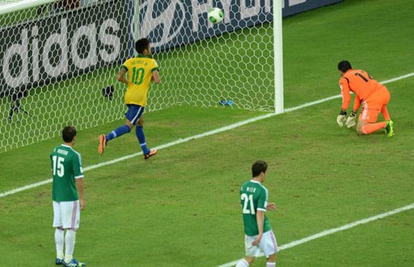 البرازيل تبلغ نصف نهائي كأس القارات من بوابة المكسيك