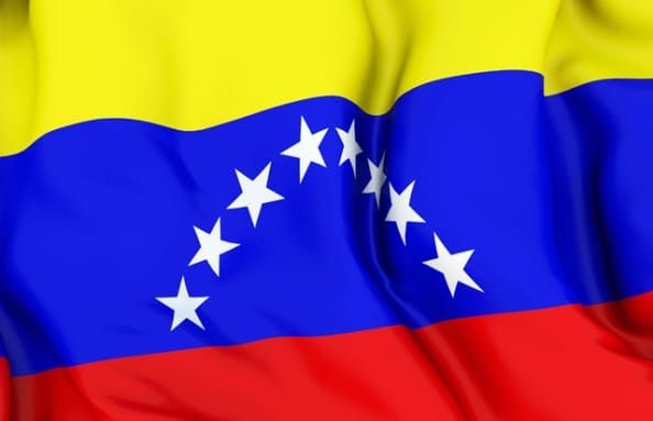 Venezuelan president meets his Colombian counterpart to restart bilateral ties 