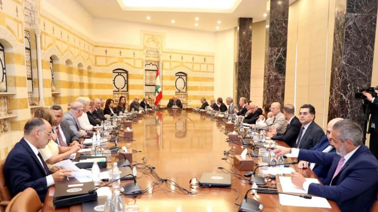 بين التفاوض مع إسرائيل أو مع "حزب الله"... عون: مصلحة لبنان فوق كل اعتبار