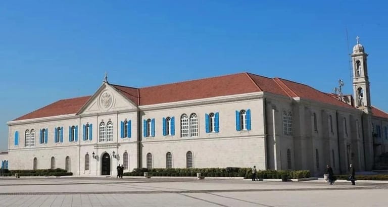 مجلس تنفيذي إئتلافي للرابطة المارونية برئاسة مارون حلو