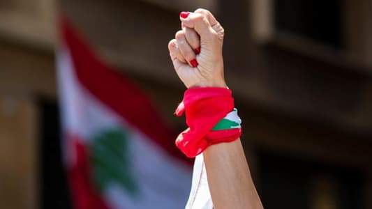 "باقة أمل" من الوزير إلى الشعب اللبناني
