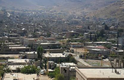 غارة سورية على جرود عرسال وسقوط 10 جرحى
