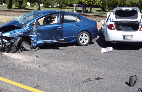 Two killed in a traffic accident on the western side of the Madfoun-Jbeil highway
