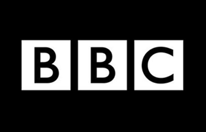 BBC: French court orders Closer magazine to pay actress Julie Gayet 15,000 euros for privacy breach over Hollande affair
