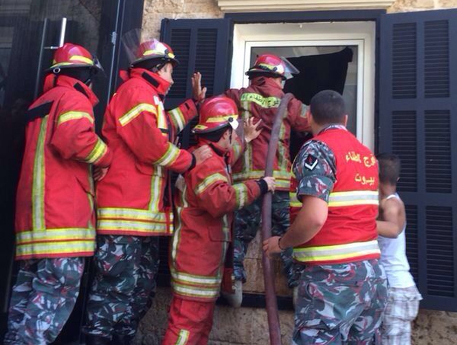 خاص موقع الـmtv: الصور الاولى للحريق في المطعم اللبناني في مونو