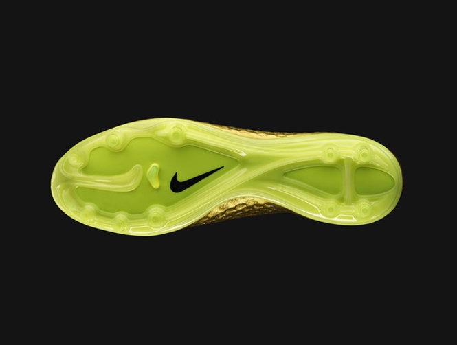 نيمار جونيور وNike يطلقان إصداراً خاصّاً Gold Hypervenom