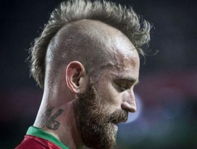 بالصور: أغرب تسريحات الشعر في مونديال 2014