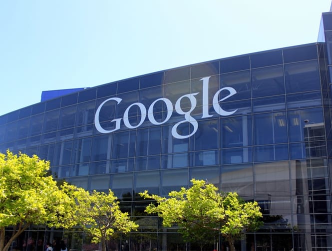 100 هاتف مجانا من Google