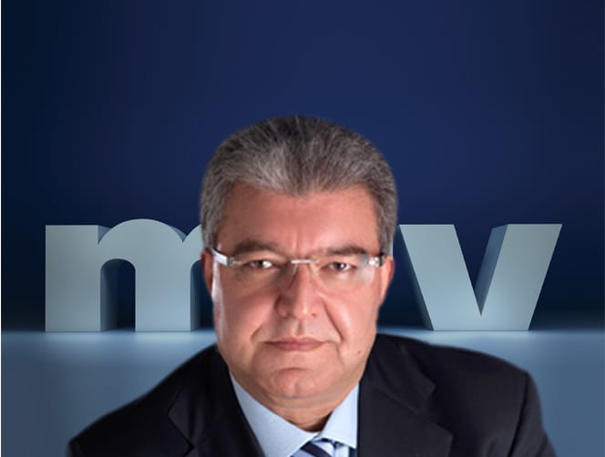 Al-Mashnouk convenes with Nissan CEO Carlos Ghosn