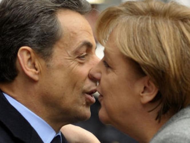 To Kiss or Not to Kiss? That Is the Question