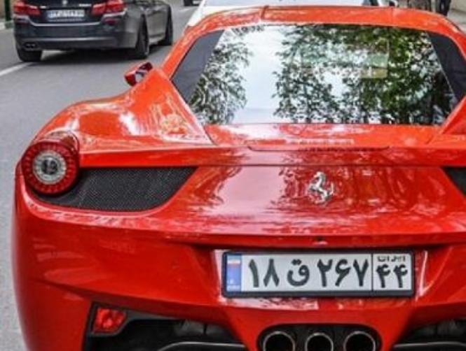 Footage: Cleavage and Mini Skirts in Tehran