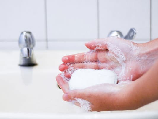 غسل اليدين لمدة 20 ثانية تحميك من الأمراض