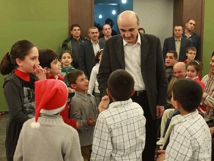 حين يتحدث جعجع عن الأولاد والفنّانين