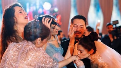 ليلى زاهر تهنئ والدتها في عيد ميلادها بصور مؤثرة من زفافها