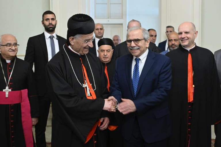 أوّل زيارة له الى بكركي... ماذا دار بين سلام والراعي؟