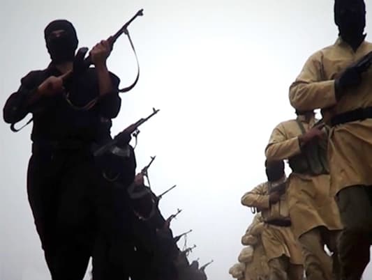 داعش: انتحاري اميركي فجّر شاحنته بتجمع للقوات العراقية