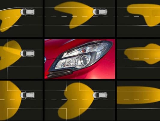مصابيح ذكية للسيارات تتحرك مع عيون السائقين