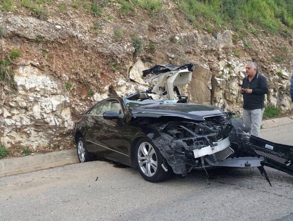 بالصور: وفاة امرأة في حادث سير