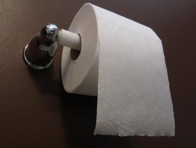 Footage: Councilman Forgets Mic Open in the Bathroom