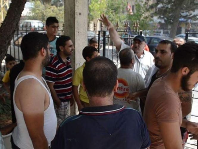 بالصور: اعتصام أمام مصلحة المياه في صيدا