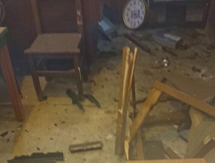 بالصور: القاء قنبلة على مطعم لاستقباله غير الصائمين