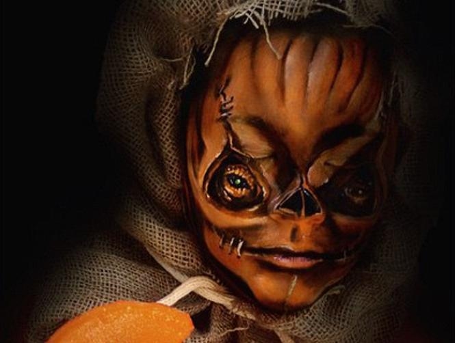 Footage: Make-Up Artist Turns Herself into Monsters, Aliens