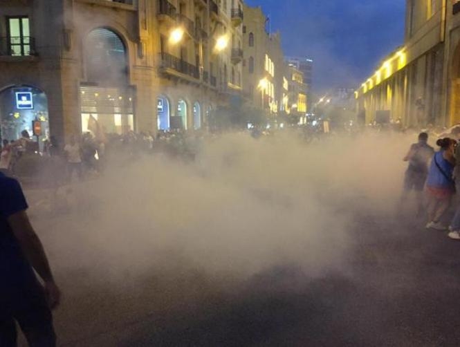 NNA: Several protesters fainted due to use of smoke bombs by security forces