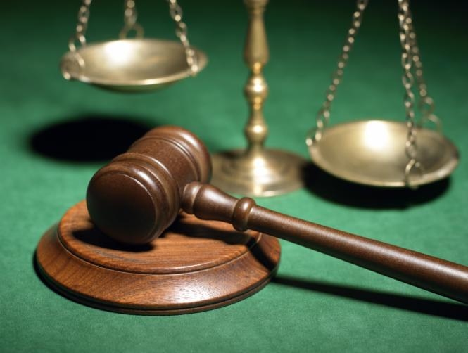 القاضي حمود طلب من مفوض الحكومة التحقيق في أحداث وسط بيروت وتكليف أطباء شرعيين الكشف على المصابين لتحديد نوعية القذائف