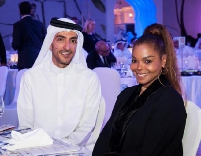 جانيت جاكسون تعتنق الإسلام