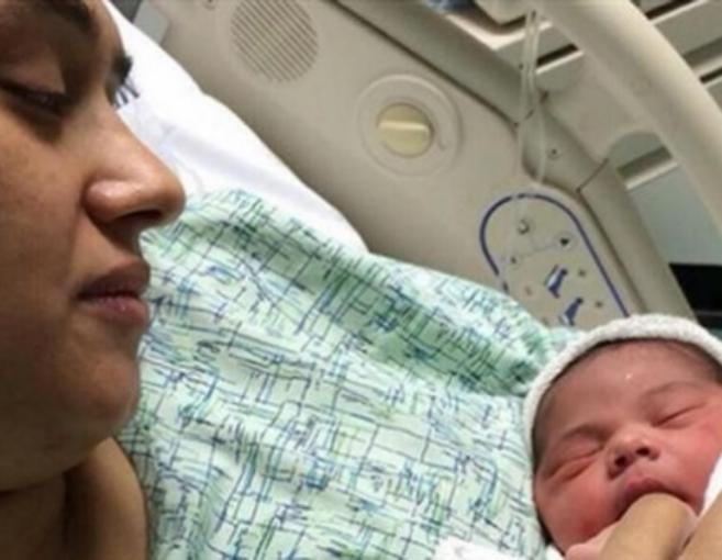 بالصورة: "عيون" جورج وسوف وُلِدت!