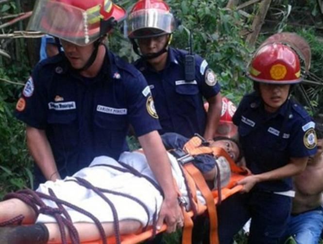 Dad Finds 12-Year-Old Pushed Off Bridge For Refusing To Kill Bus Driver