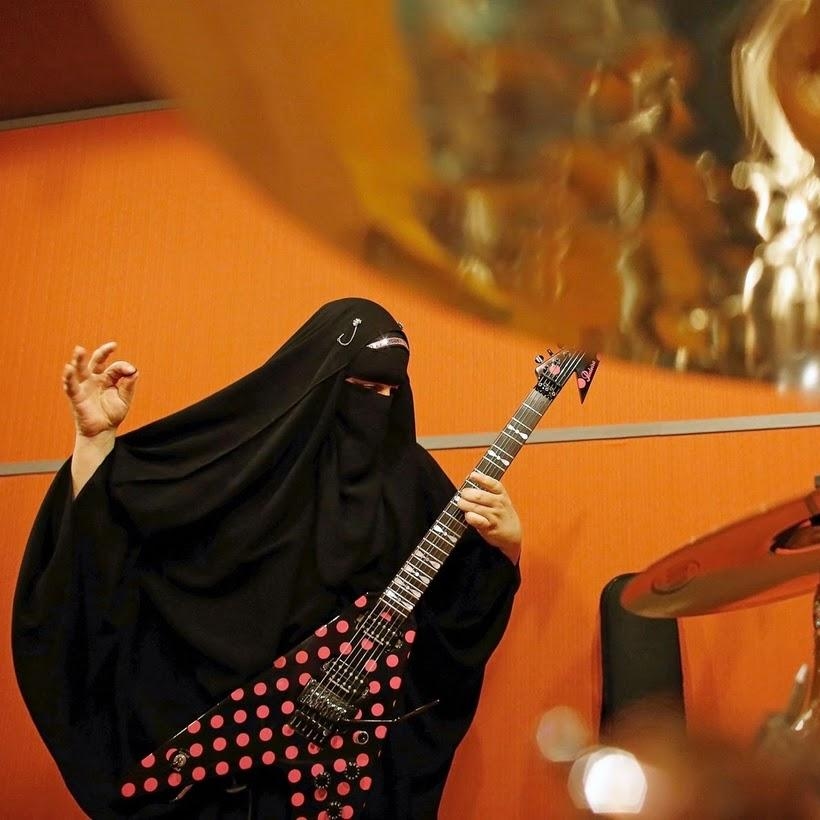 Footage: Heavy Metal in a Burqa