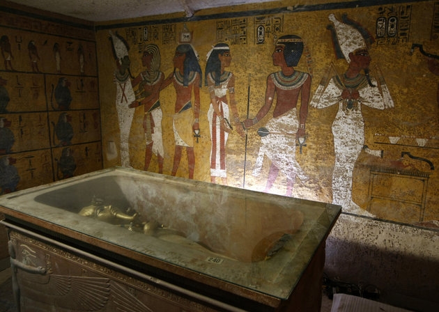 Infrared Scans Reveal Secret Chambers in Tutankhamun's Tomb 